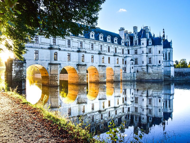 France loire valley châteaux